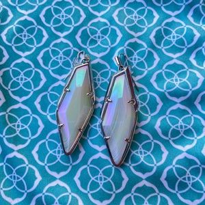 Kendra Scott Bexley iridescent White Earrings